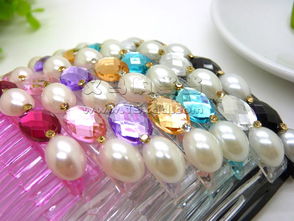 潮流發(fā)飾新寵 韓國(guó)進(jìn)口鑲水鉆珍珠流行美發(fā)梳全解析